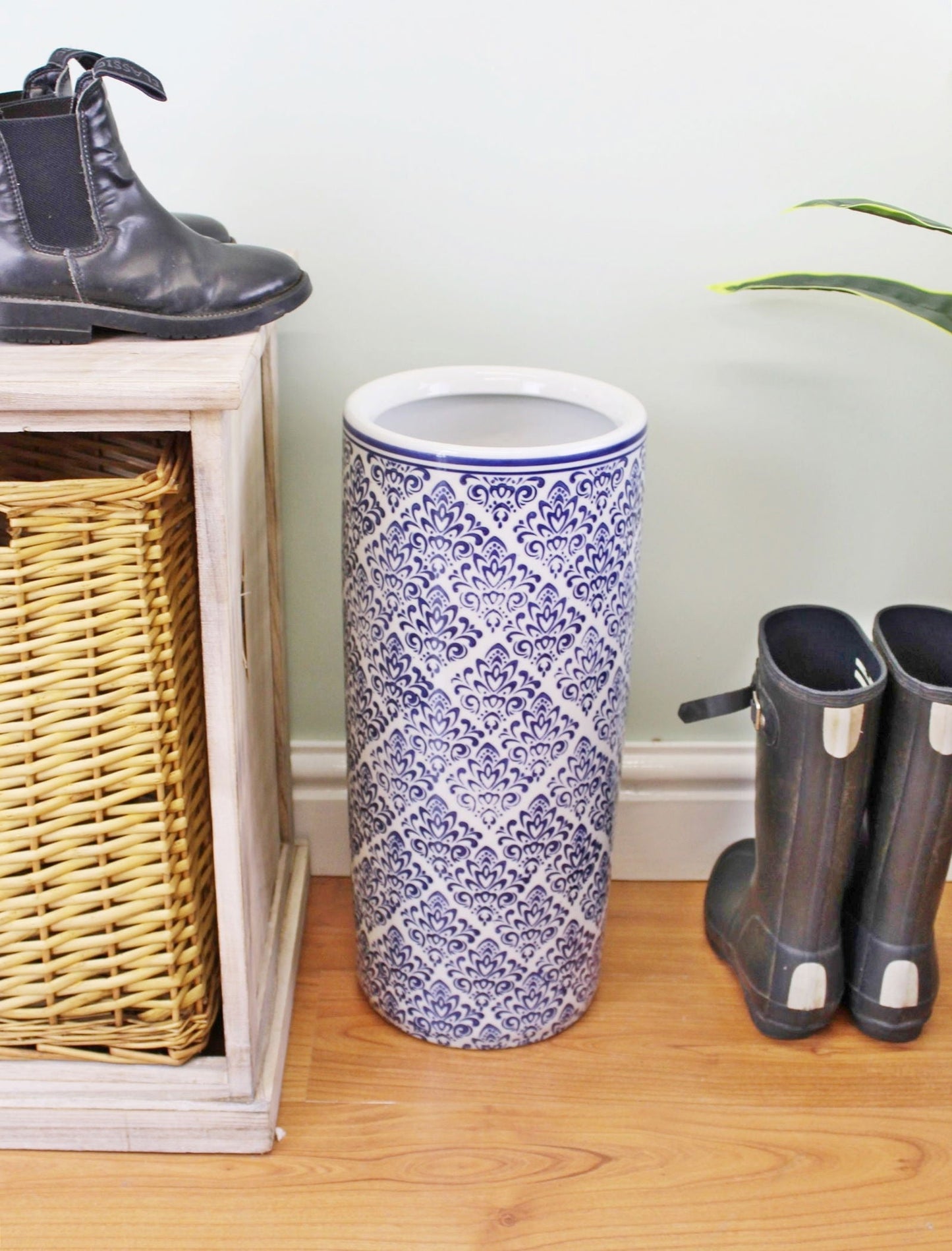 Umbrella Stand, Vintage Blue & White Pattern Design-2