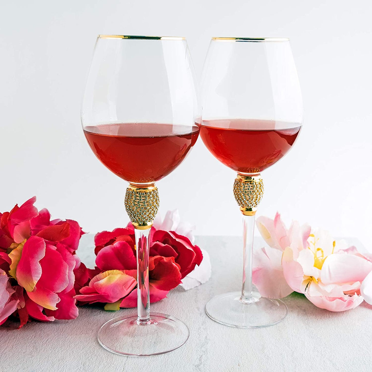 The Wine Savant Large Diamond Wine Glasses, Gold Rim Rhinestone Diamond Glasses - Wedding Glasses - 15 Ounce, Premium Designed Wine Glasses for Spirits and Wine, Gift Boxed (2, Clear)